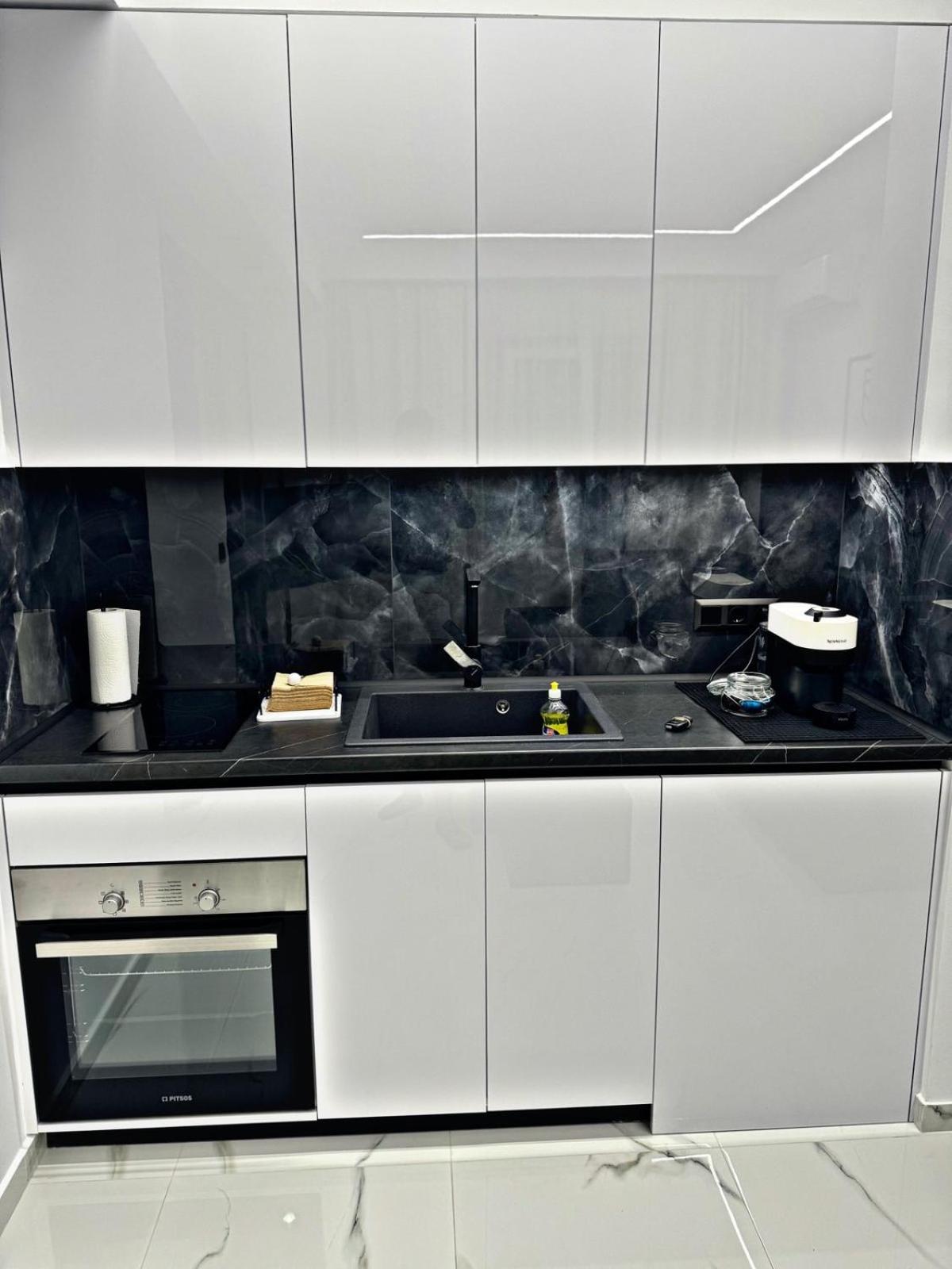 Eden Luxury Suite #3 Солун Екстериор снимка